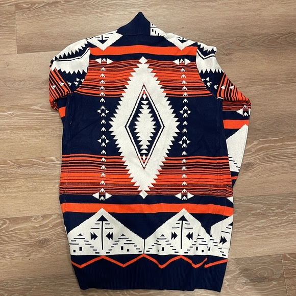 Oliver O Cardigan Sweater - Picture 5 of 5